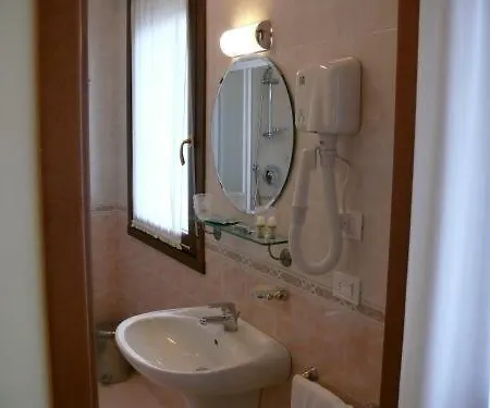 Hotel Marco Effe